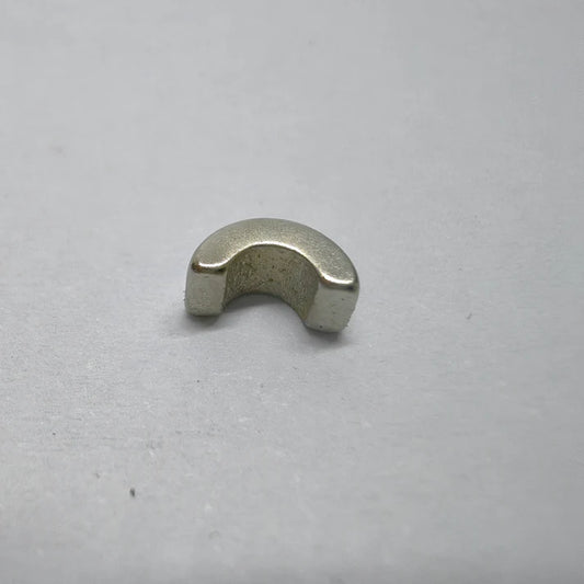 Half Circular Hall Magnet